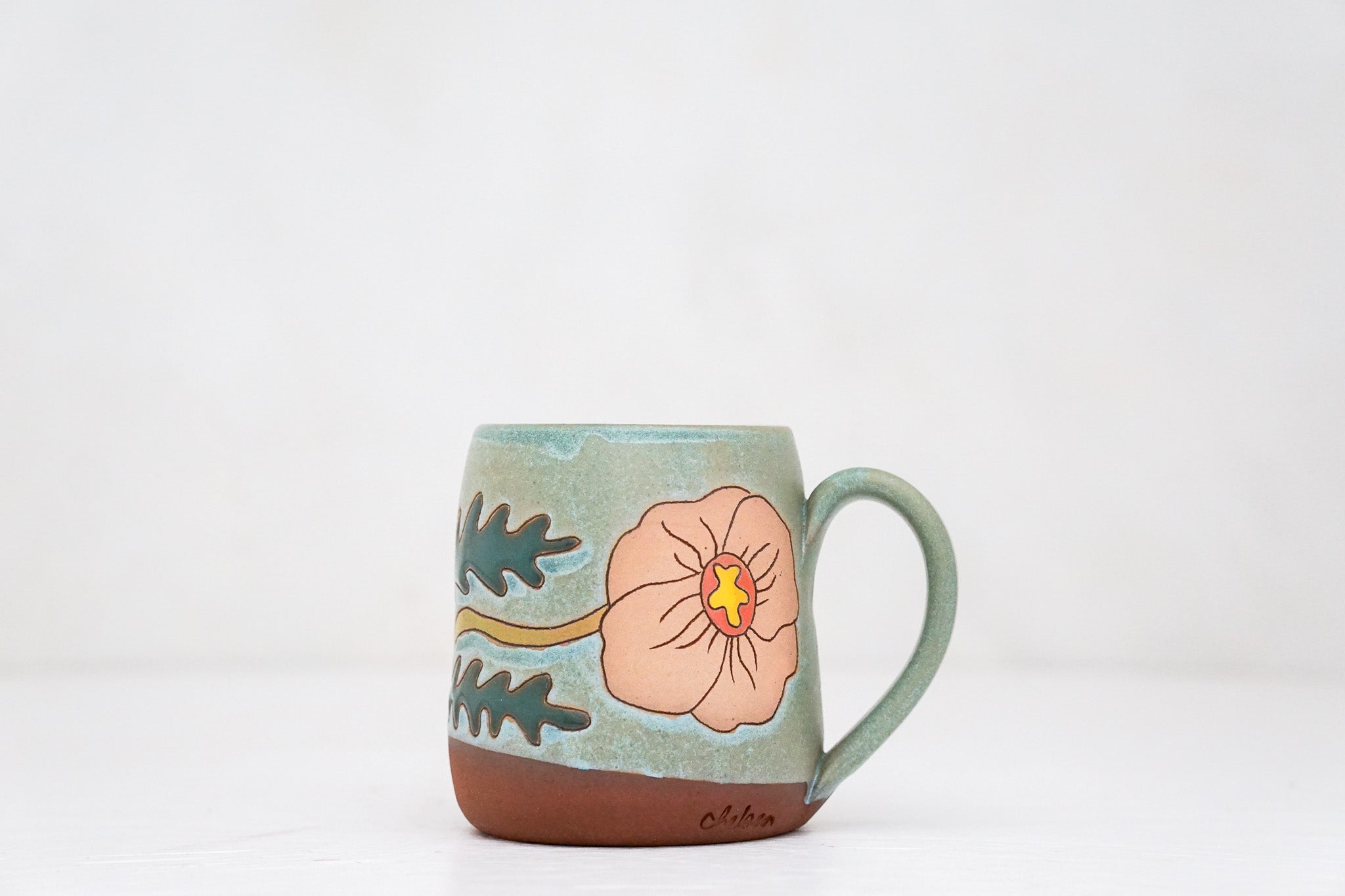 Wavy Poppy mug in Lake
