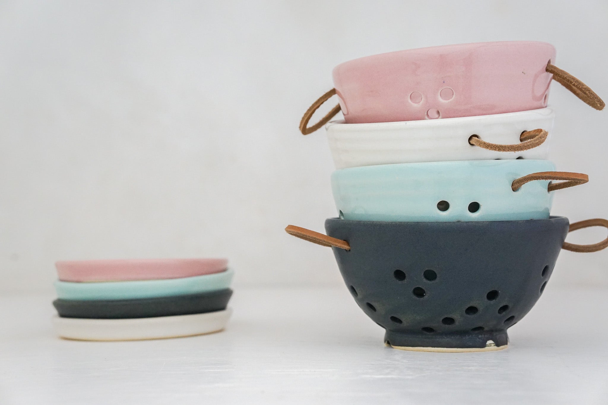 Small Berry bowl / water tray