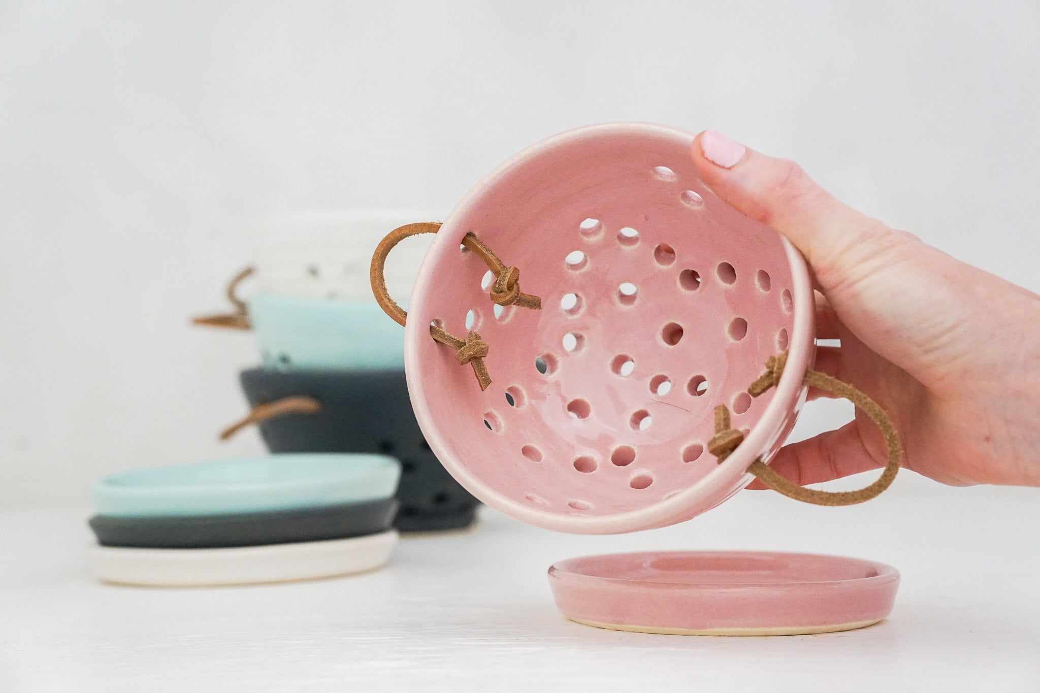 Small Berry bowl / water tray