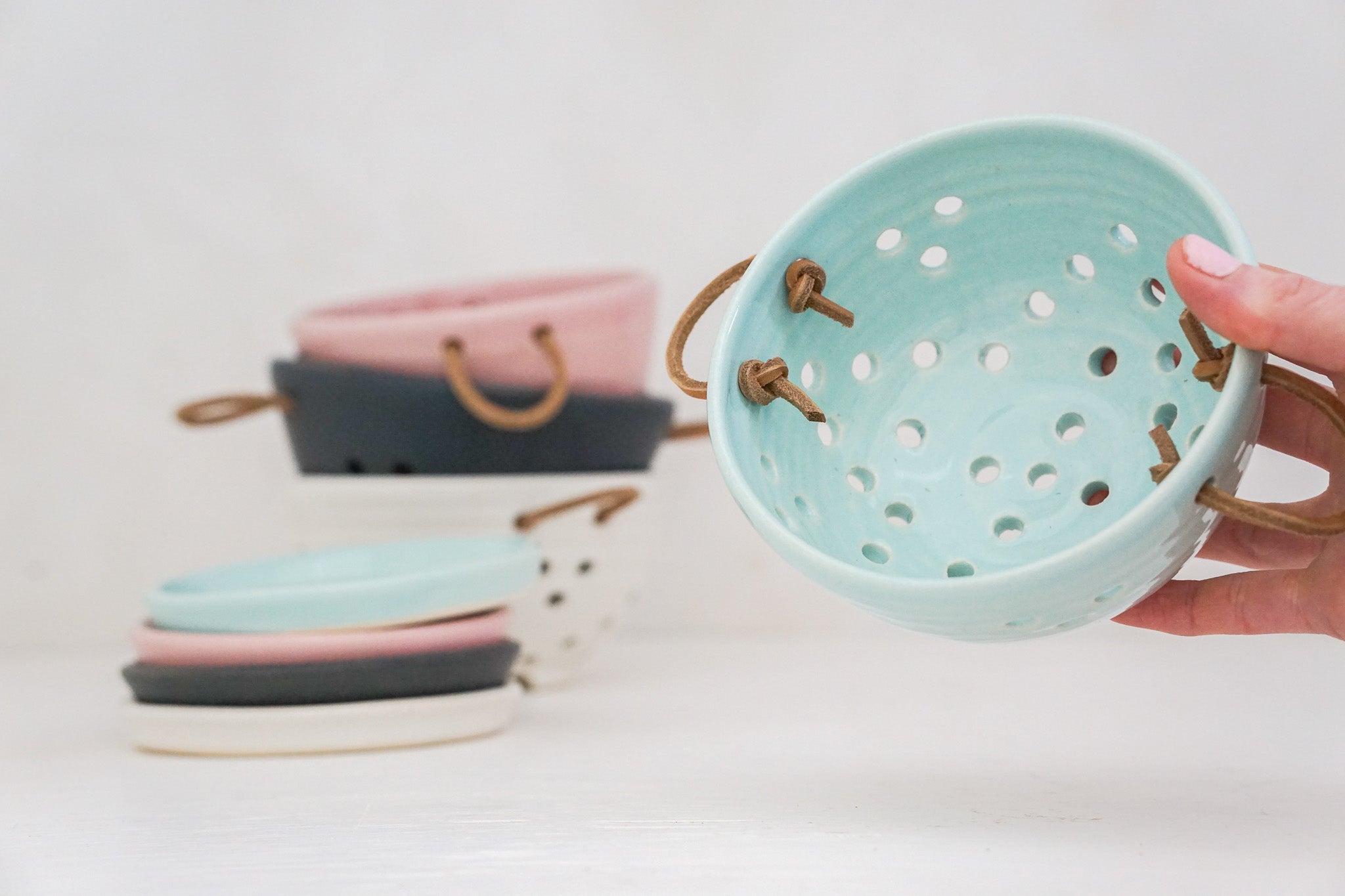 Small Berry bowl / water tray