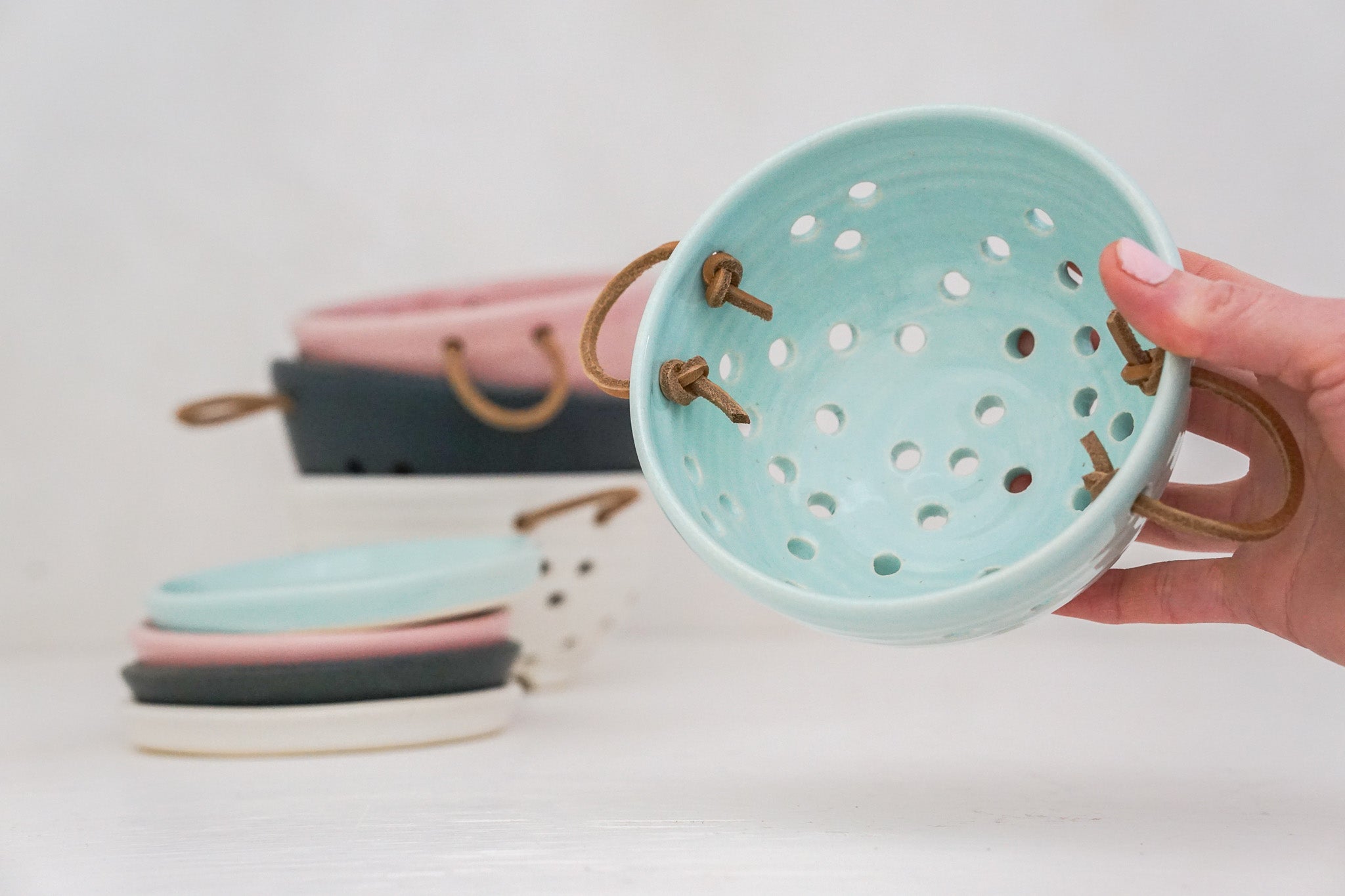 Small Berry bowl / water tray