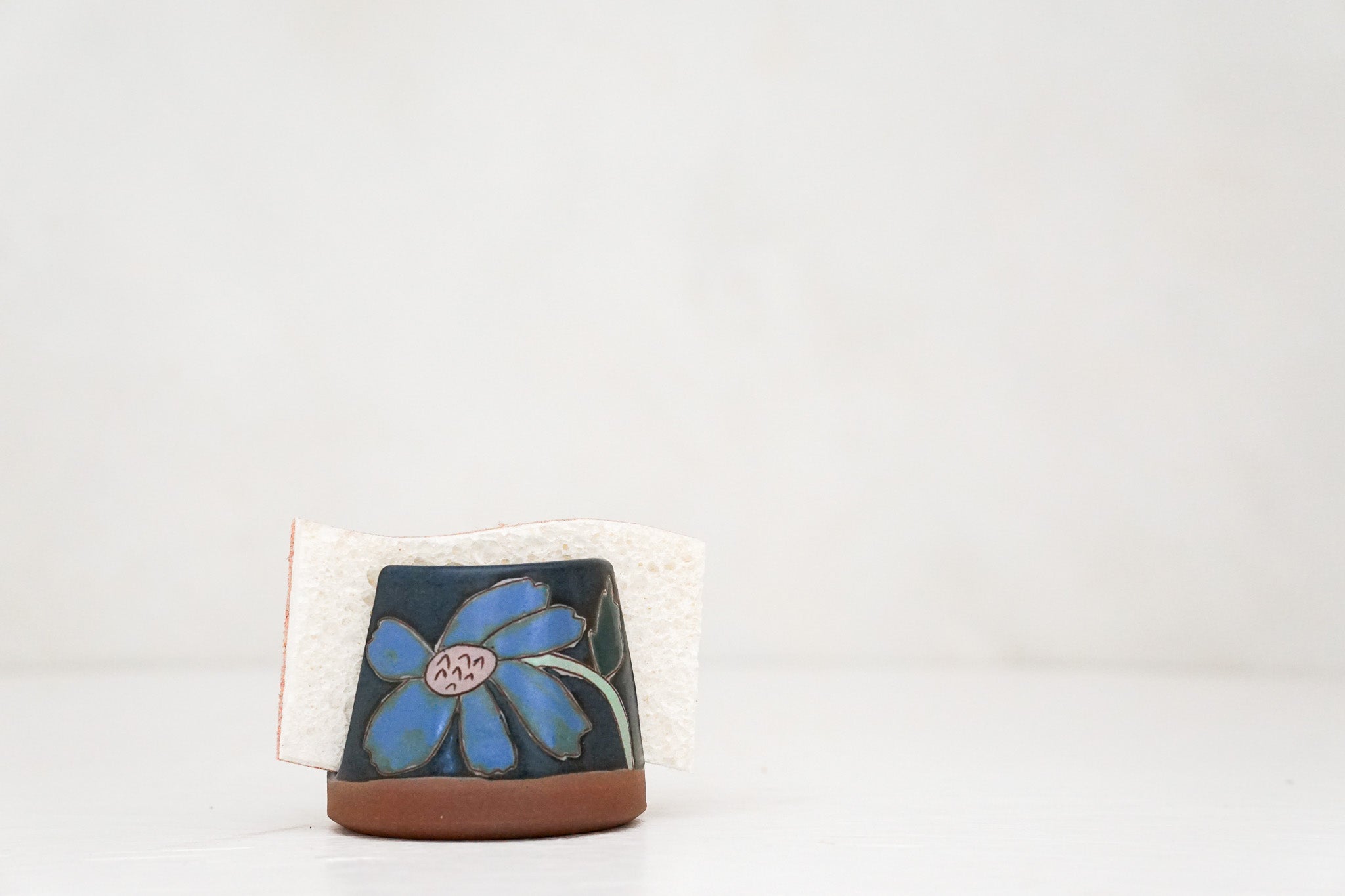 Flower sponge holder in Darby*