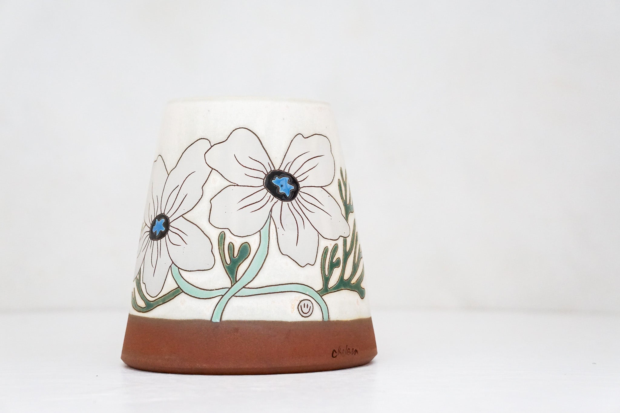 Anemone Flower Utensil Crock/ Vase in Bone