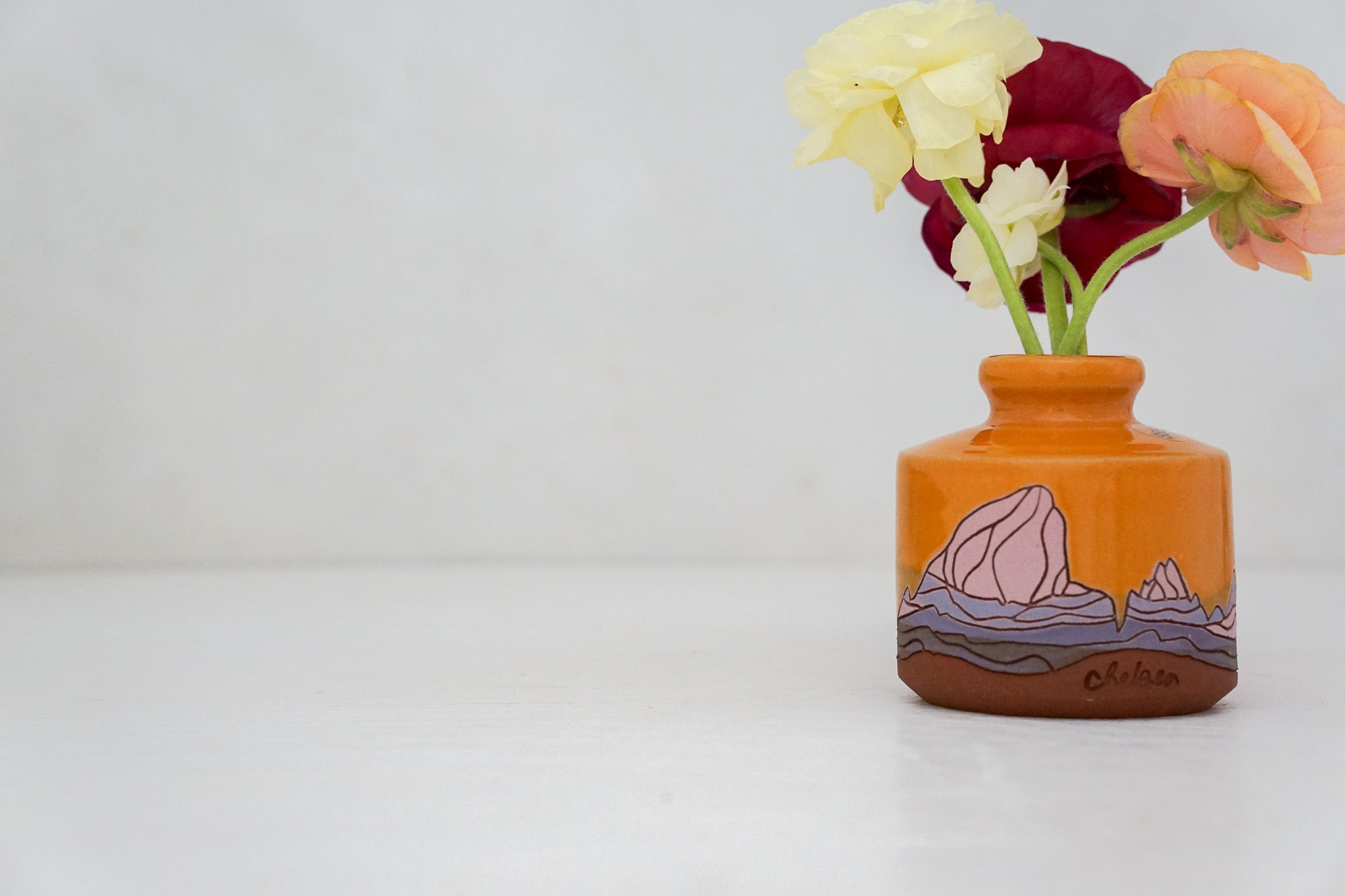 E Teton in Tang Budvase