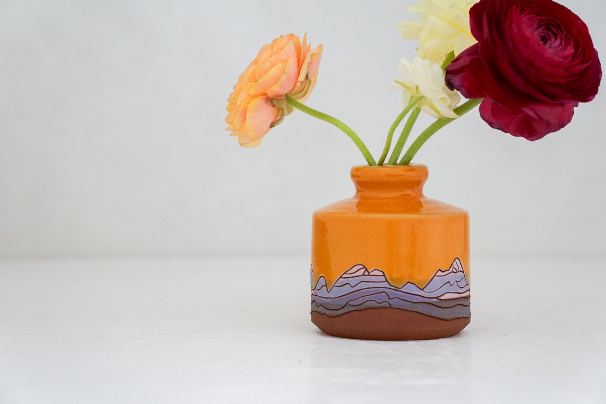 E Teton in Tang Budvase