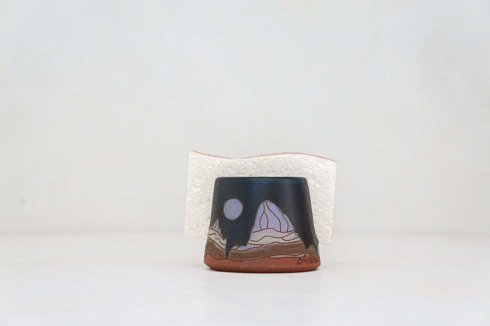 W Teton Moon Sponge Holder in Darby