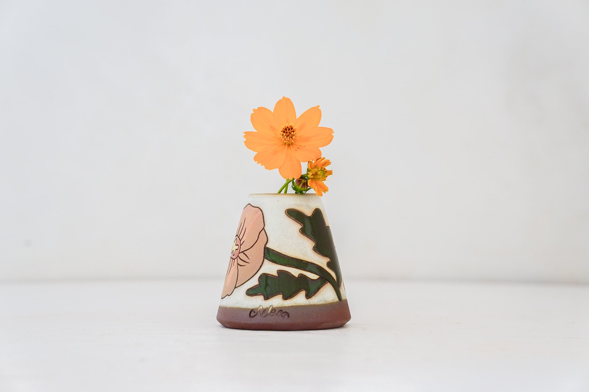 Poppy Flower Bud vase in Bone