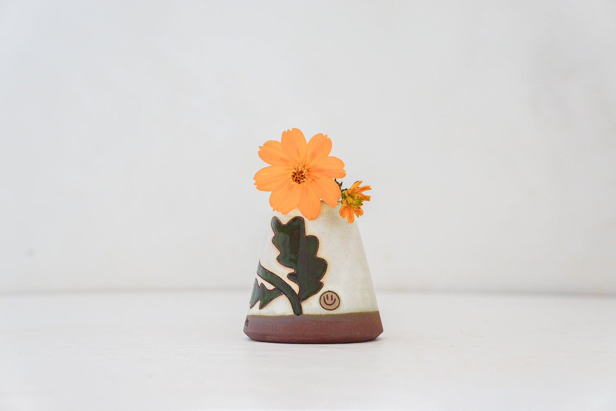 Poppy Flower Bud vase in Bone
