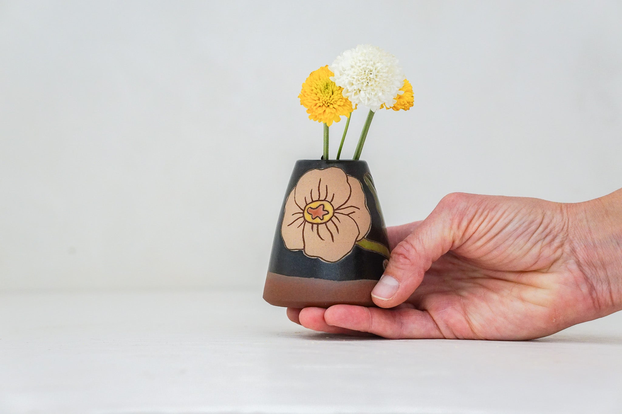 Poppy Bud vase in Darby