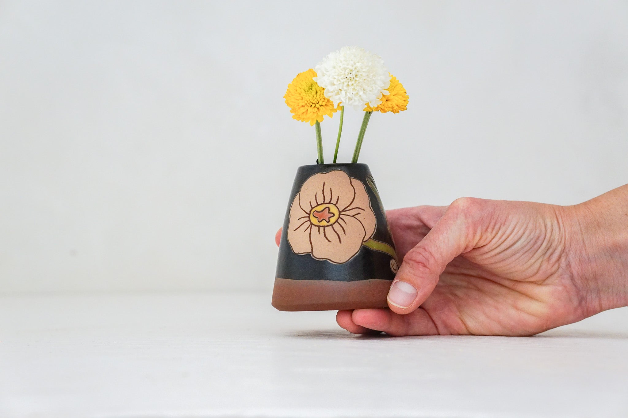 Poppy Bud vase in Darby