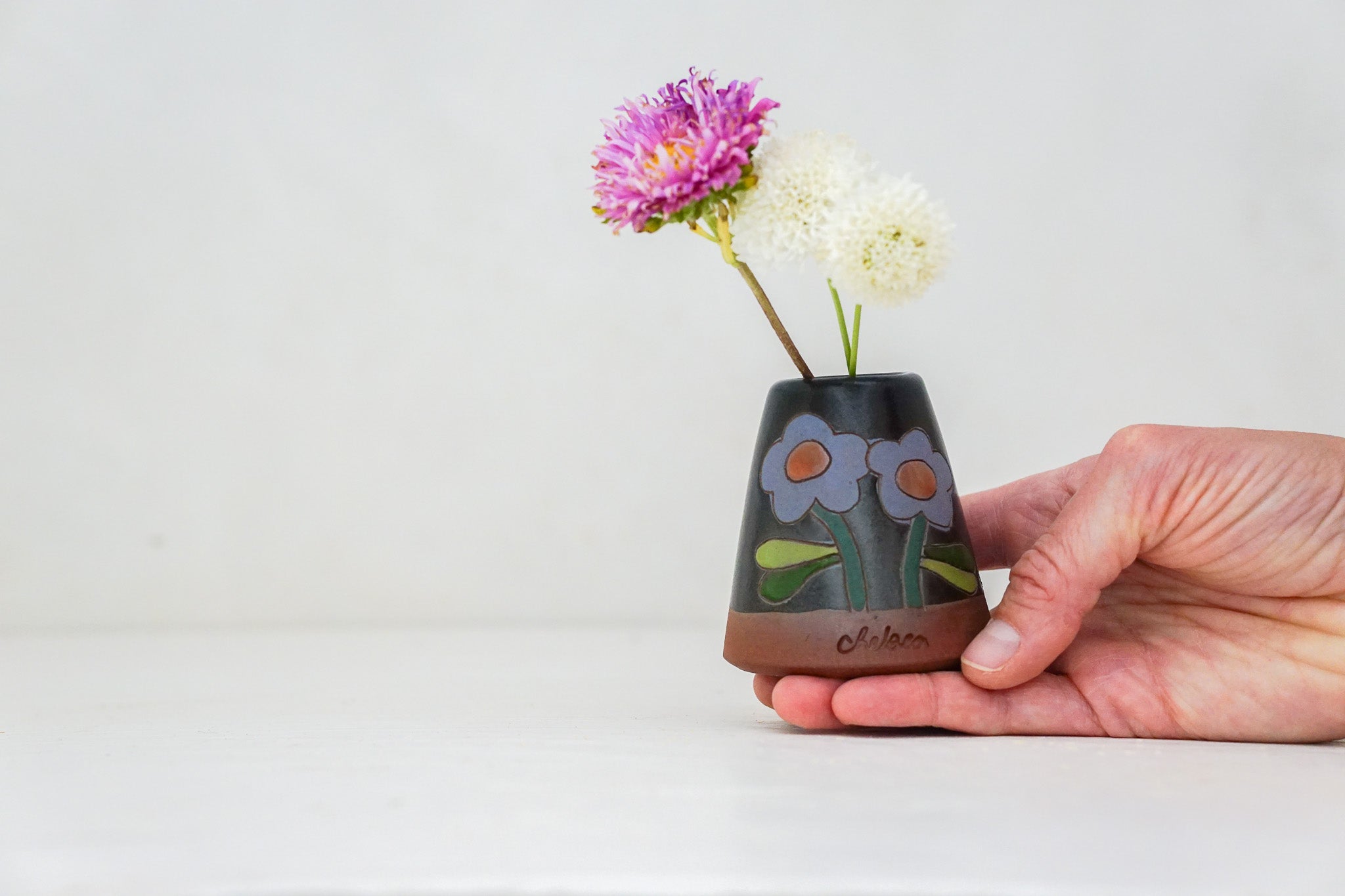Flower Power Bud vase in Darby