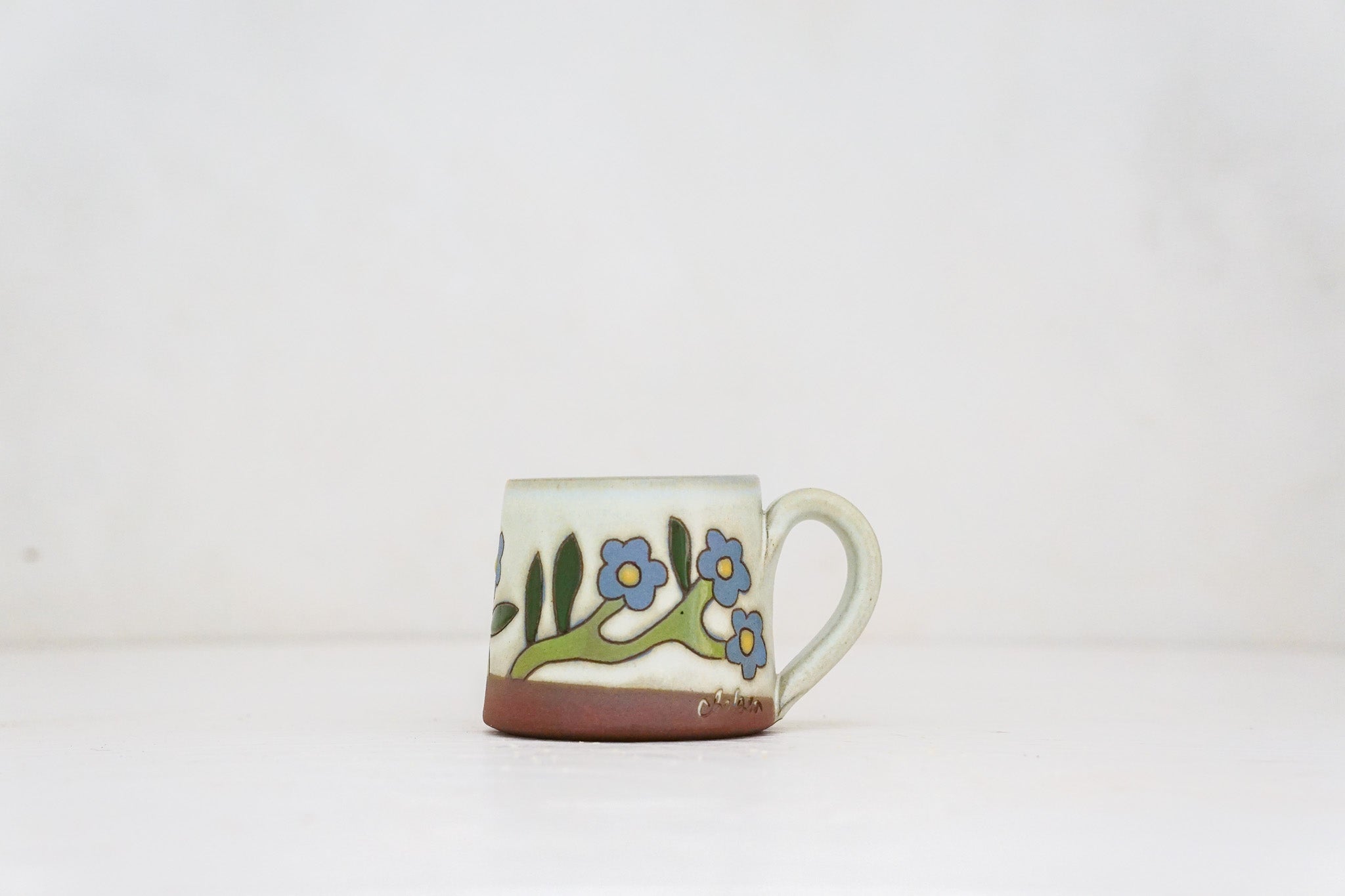 Forget-me-not BB mug in Bone