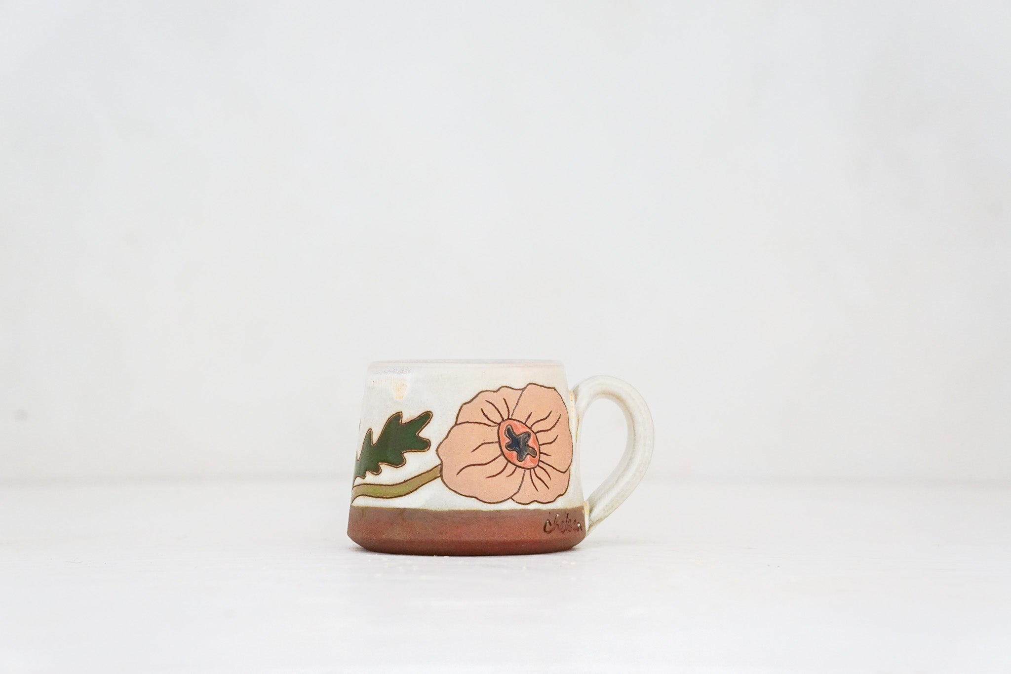 Poppy BB mug in Bone
