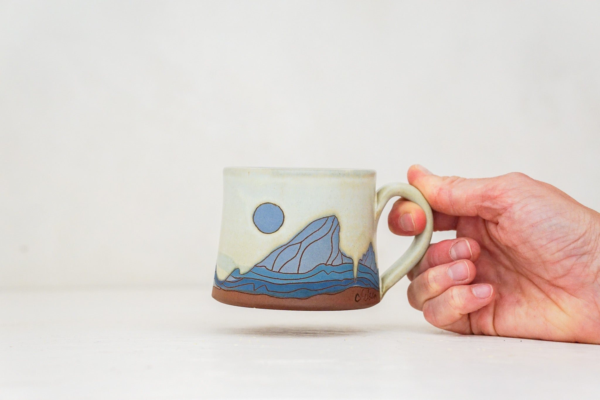 E Teton Blue moon mug shortie in Bone