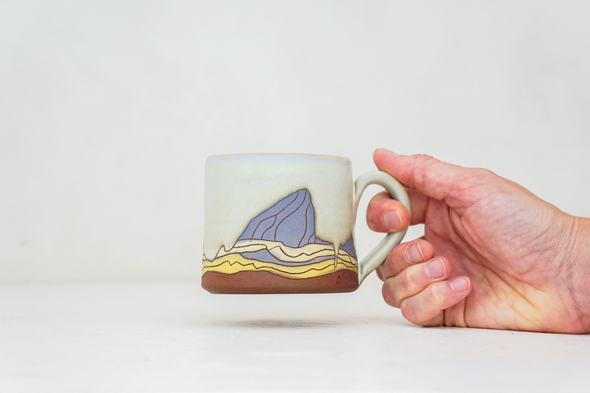 E Teton Purple mug shortie in Bone