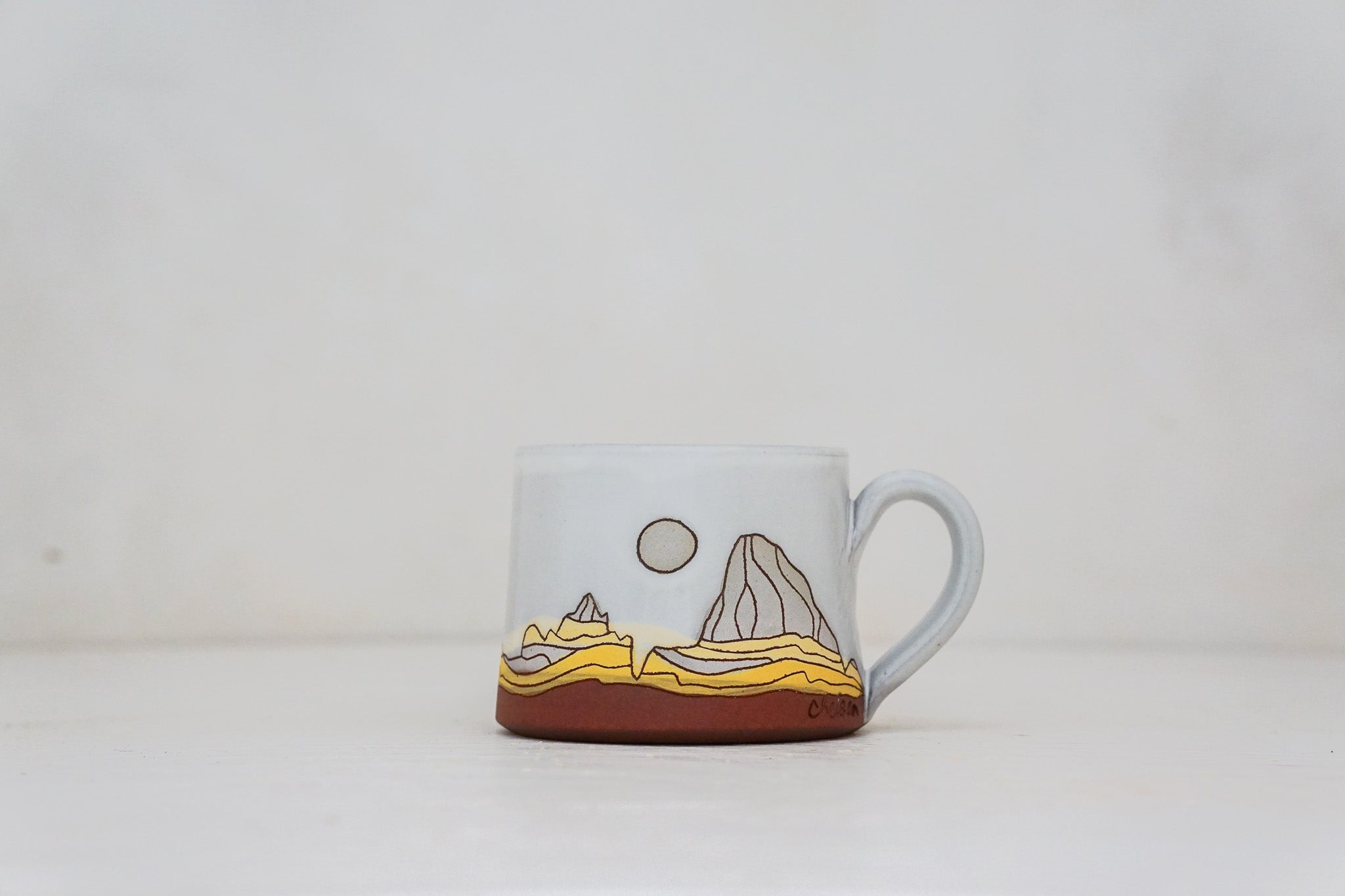 W Teton mug shortie in White