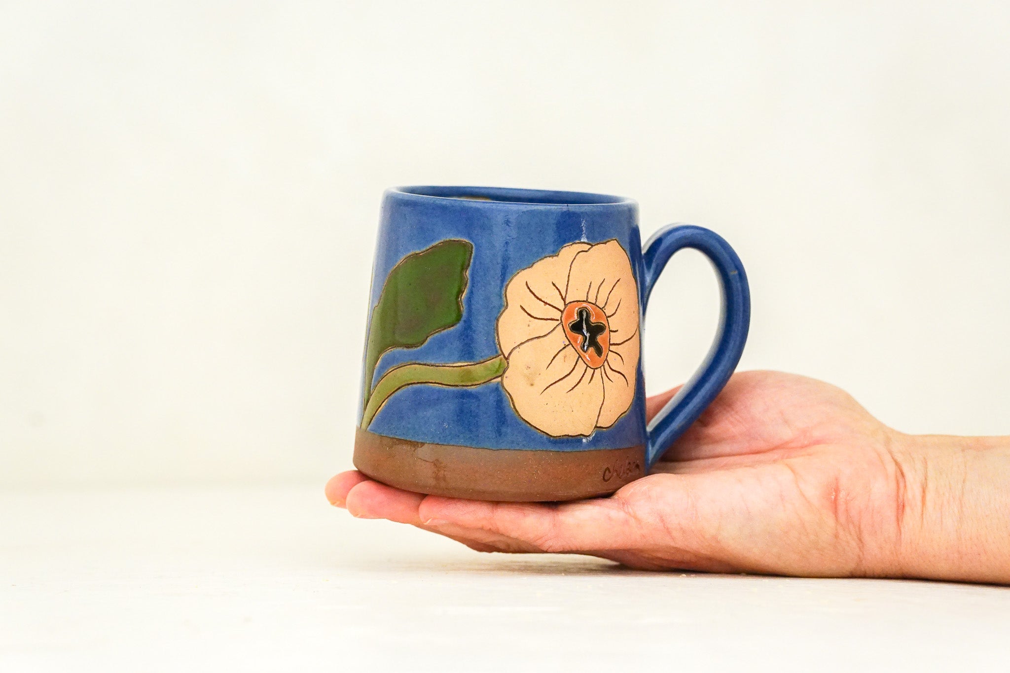 Poppy mug in Flax