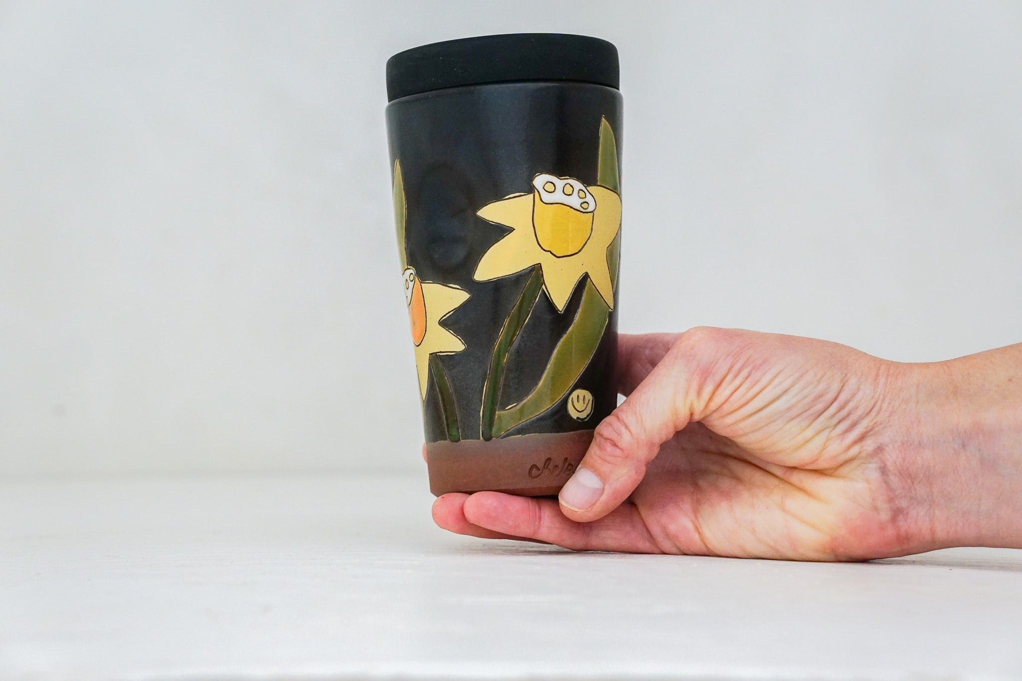 Daffodil travel cup in Darby