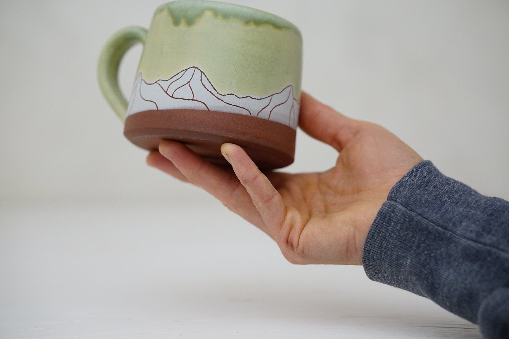 Mtn Tent Camp Short mug