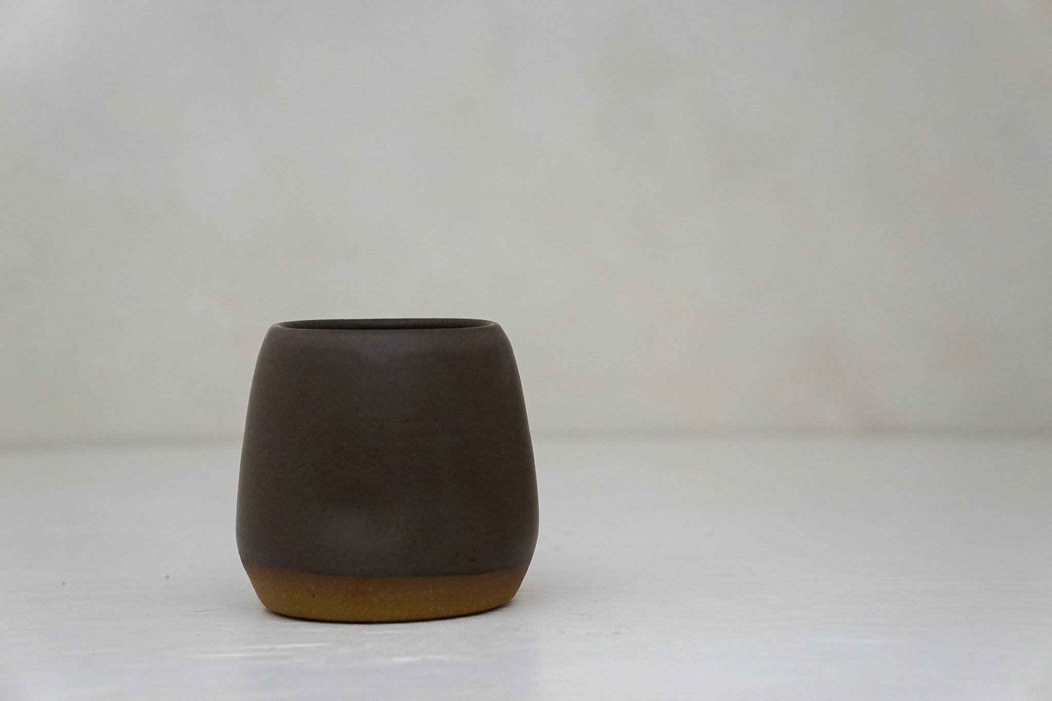 Brown clay Cup in Mocha