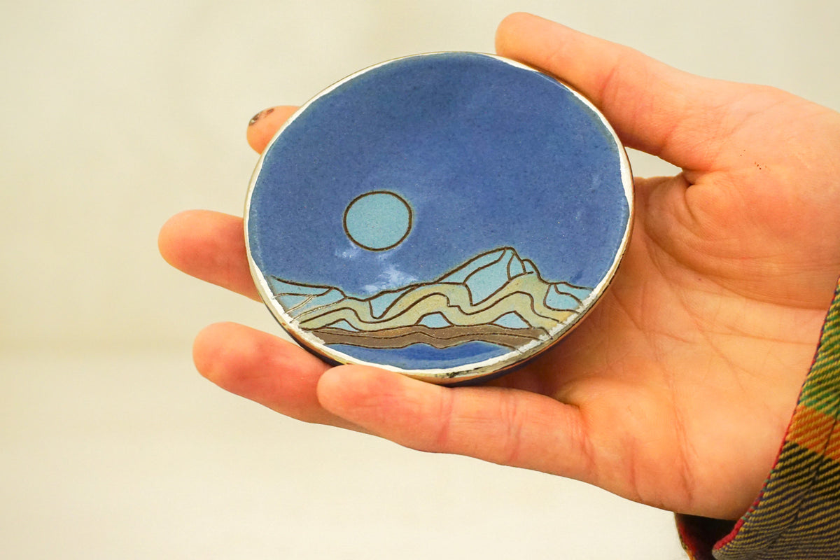 SILVER Mountain Moon Ring dish in Flax