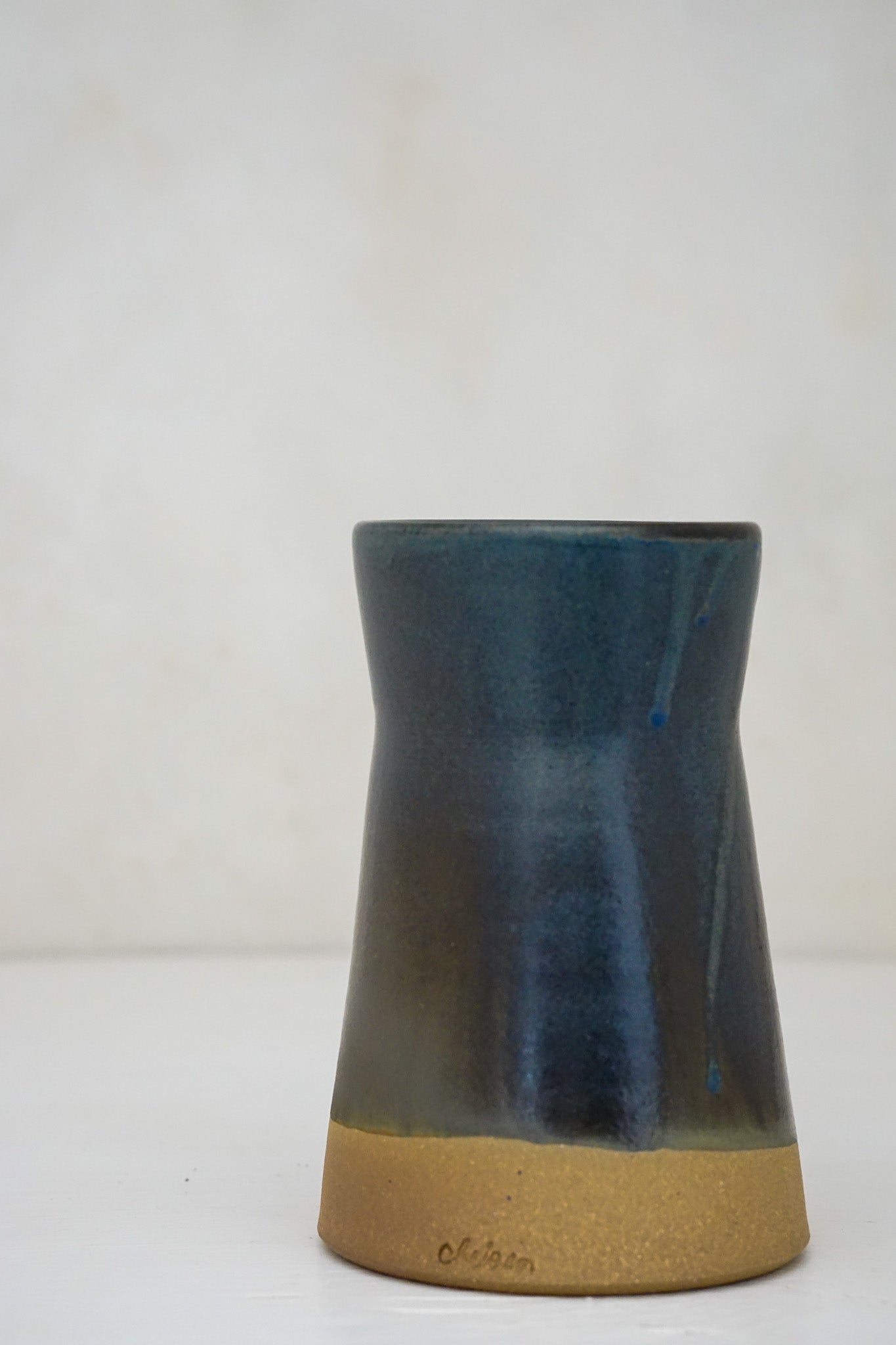 Slope Vase in Darby