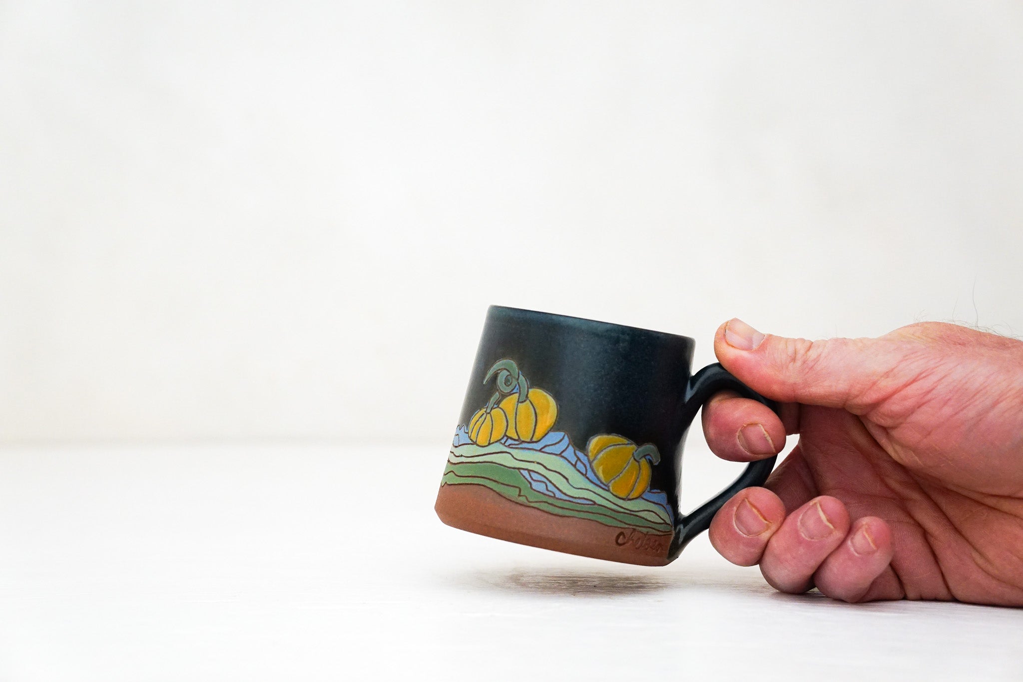 Pumpkin Patch tiny mug in Darby