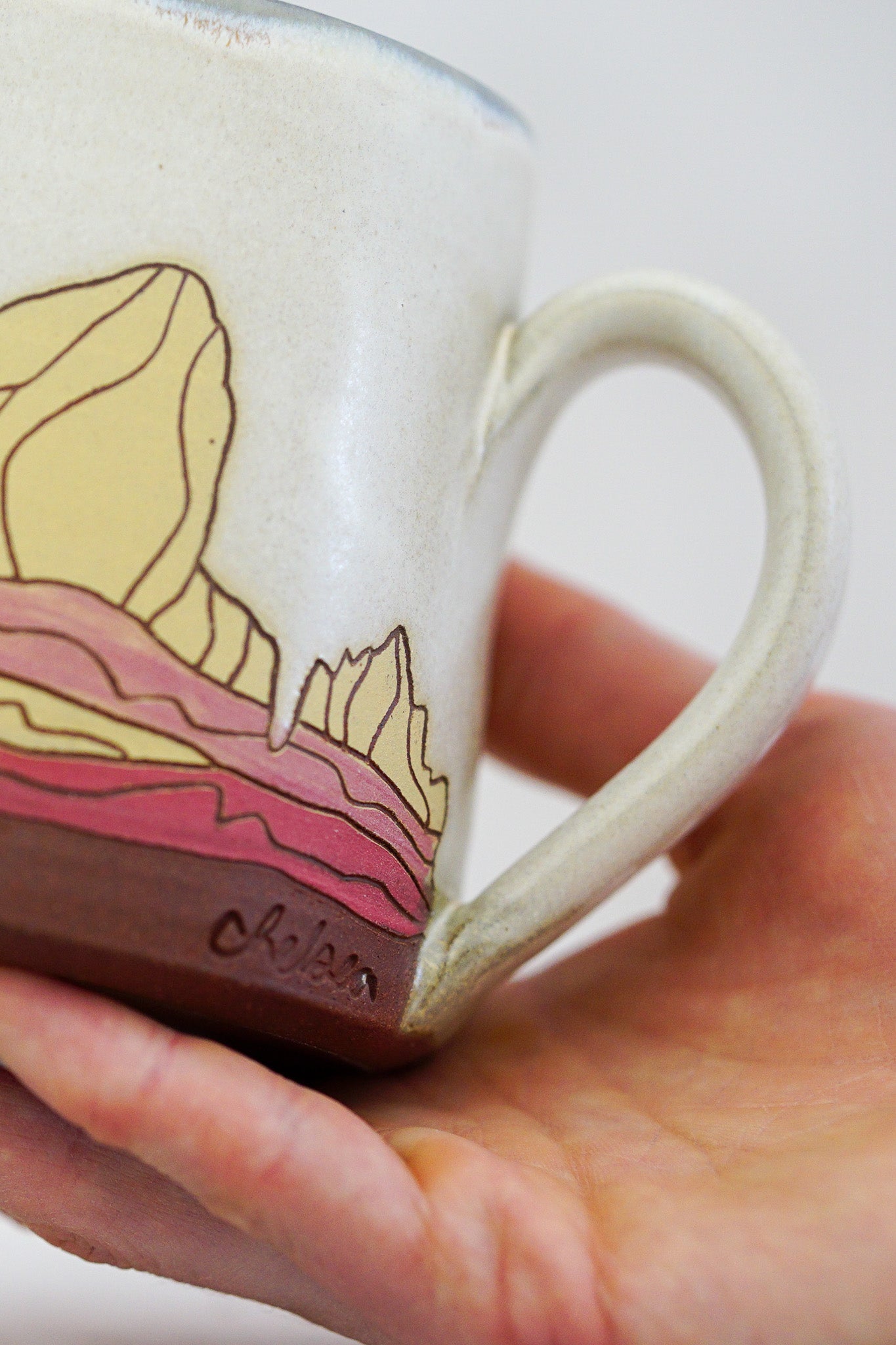 E Teton in Bone yellow slip