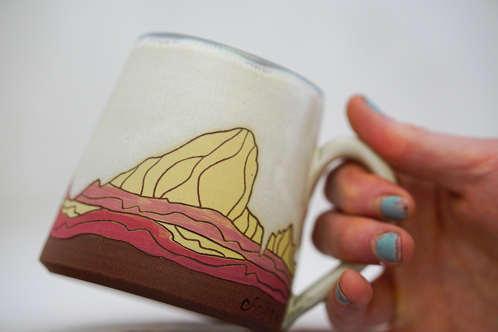 E Teton in Bone yellow slip