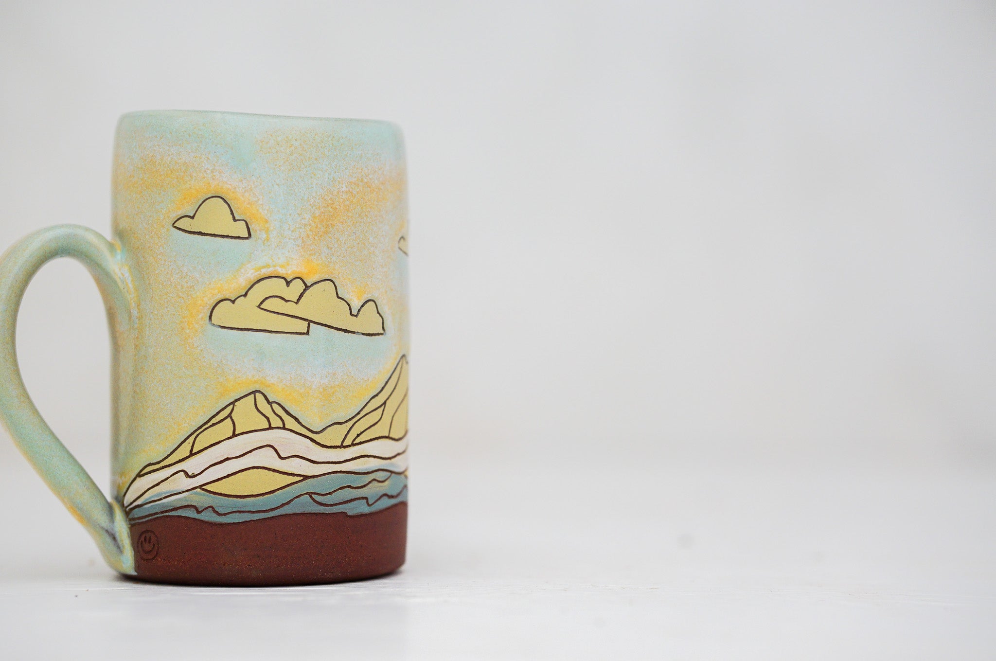 Mtn Tall mug in Ira & Magic