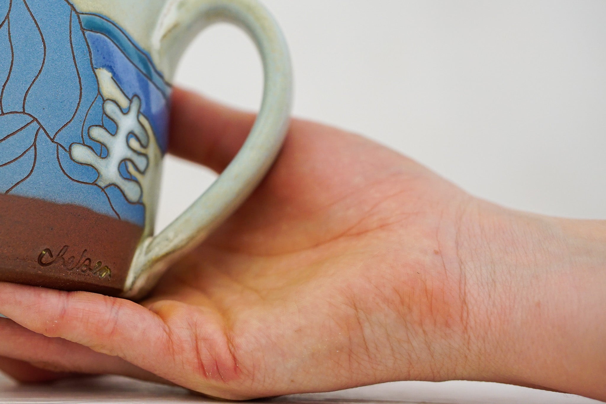 Skylines W Teton Tall mug blues in Bone