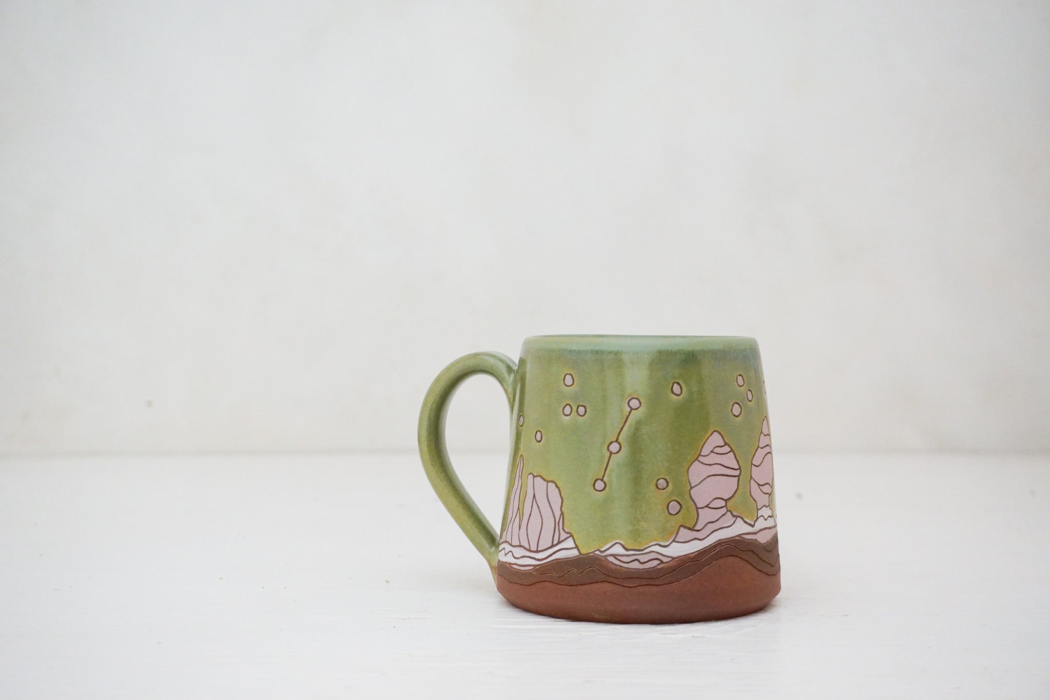 Arches dipper moon mug in Sage