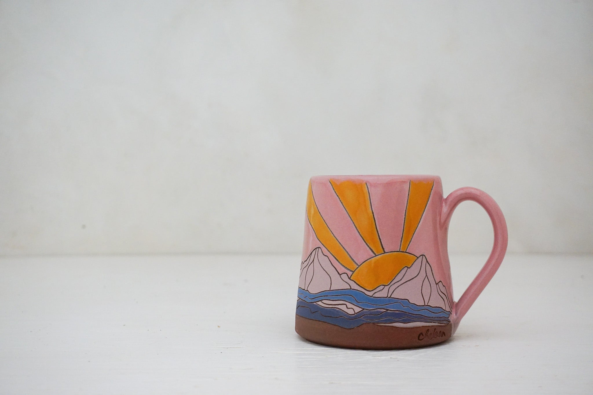 Sunburst Mtn mug in pink