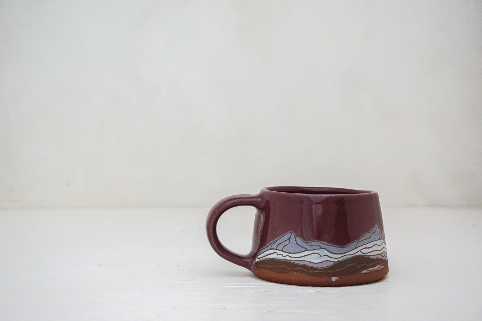 Mtn short mug in Mulberry