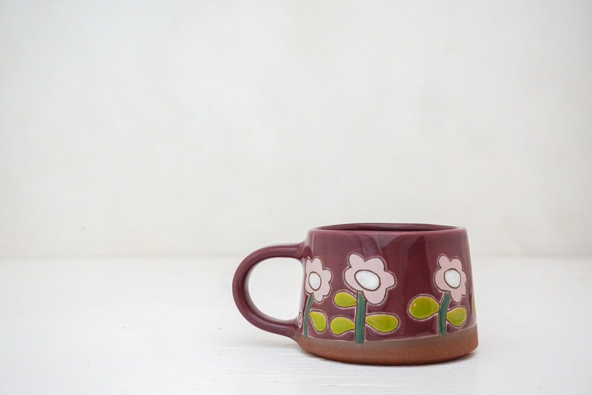Flower short mug in Mulberry