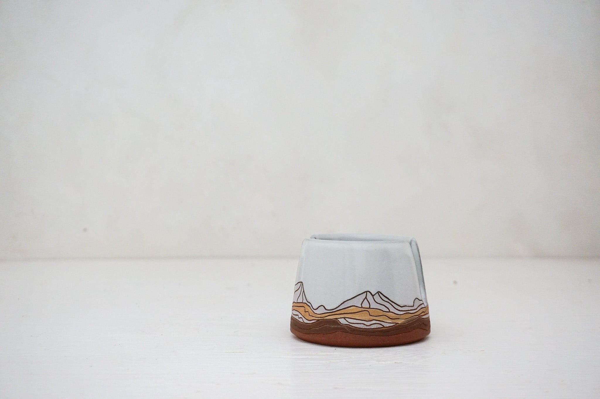 W Teton Sponge Holder in White