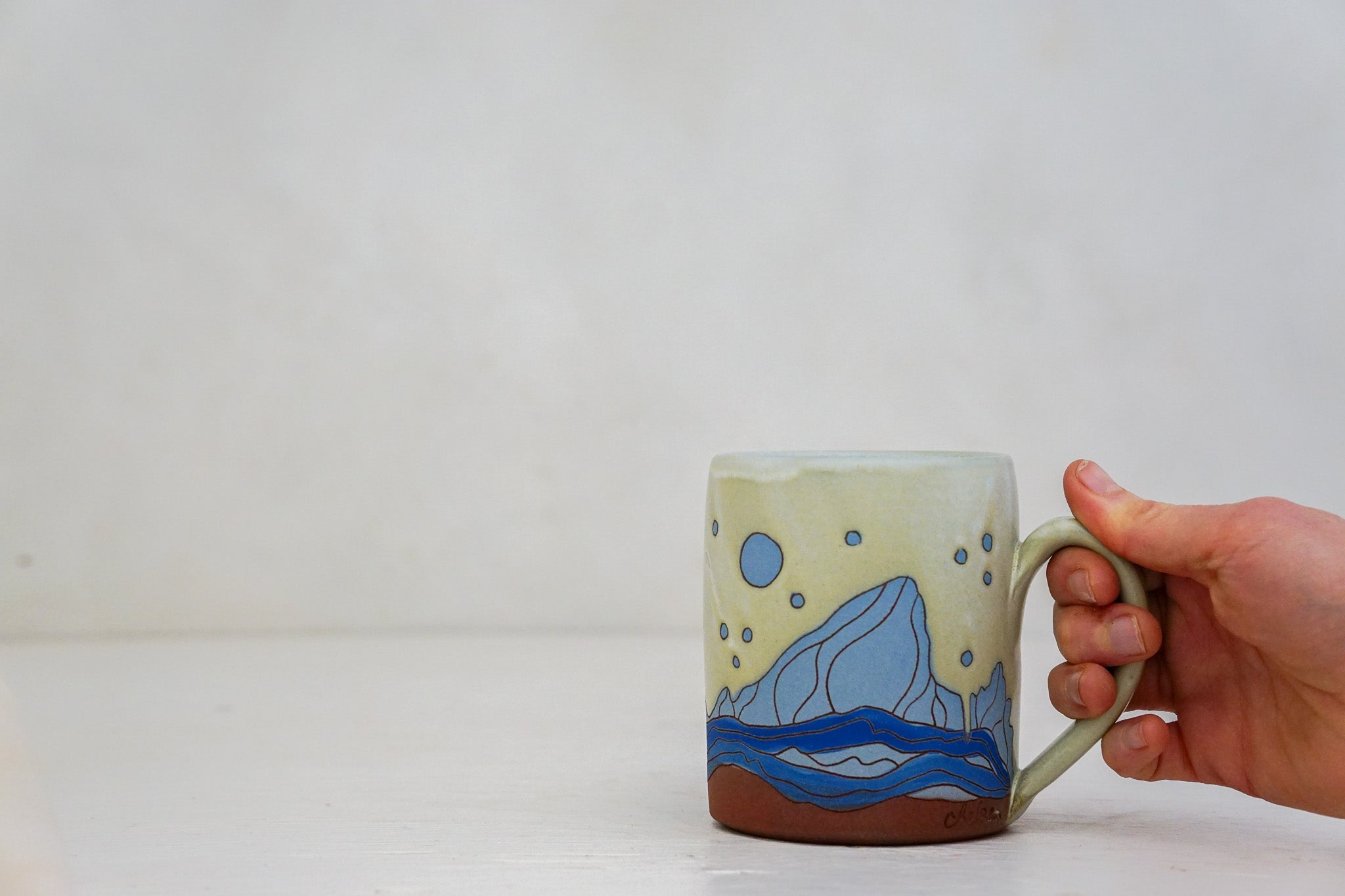 Full moon E Teton mug in Bone