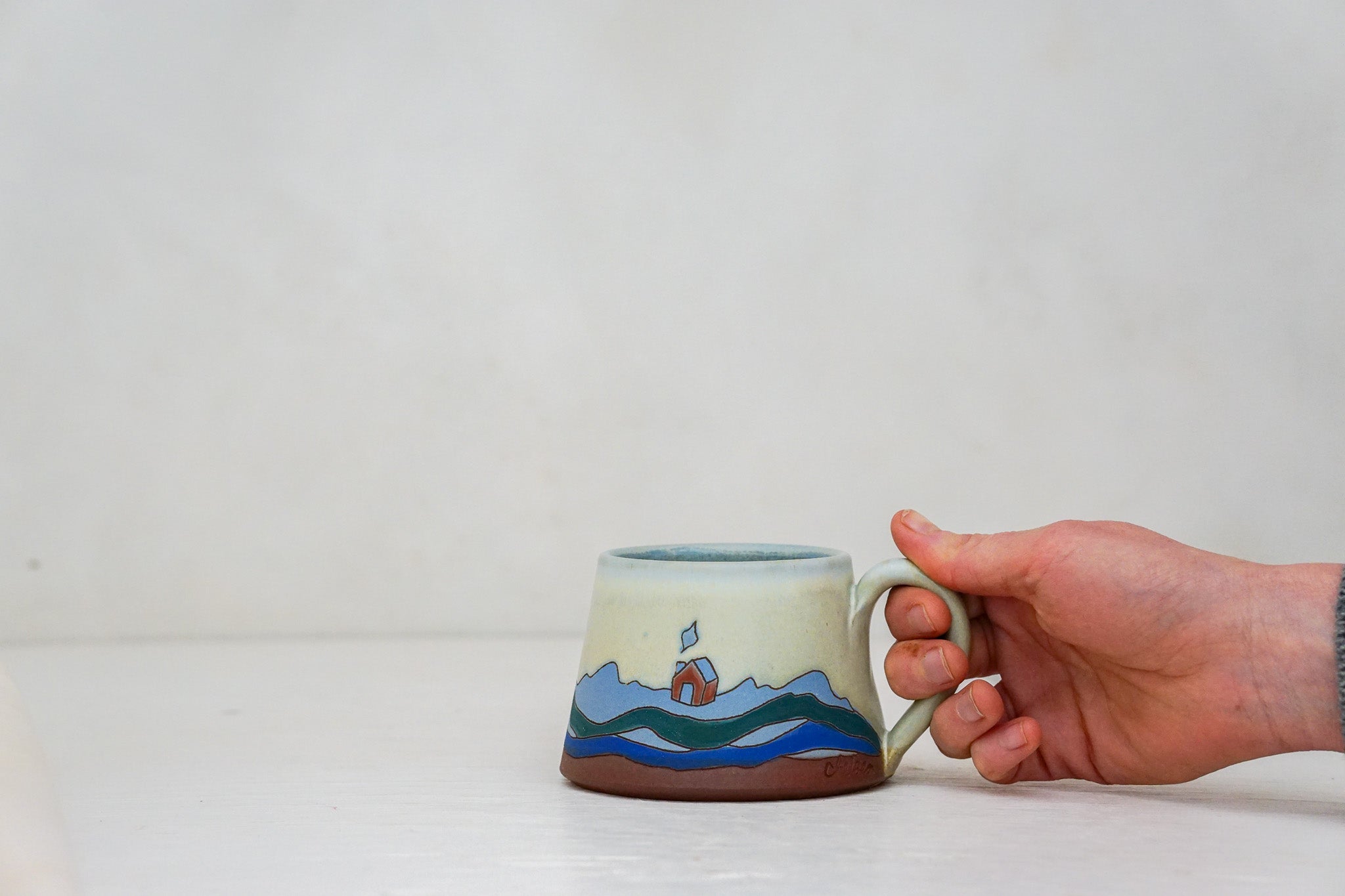 Blue Dabadee Mug in Bone