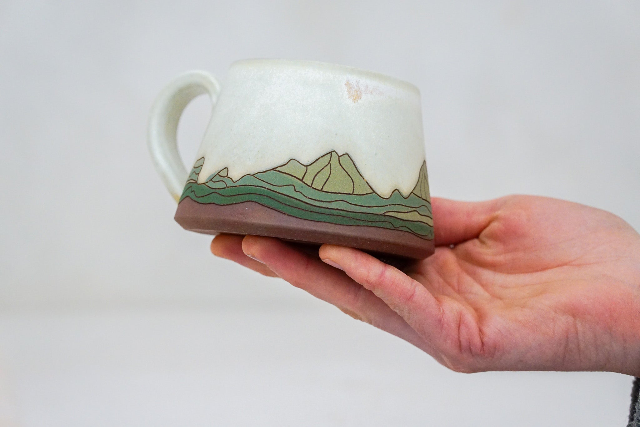 E Teton Greens mug short in Bone