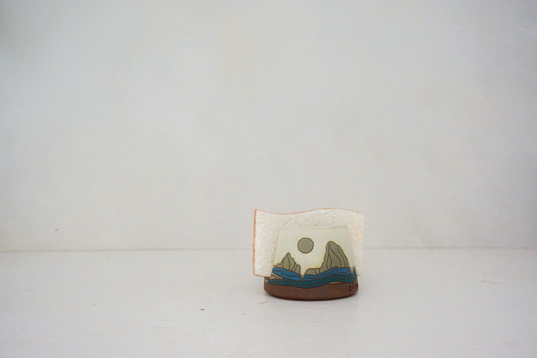 W Teton Sponge holder in BONE