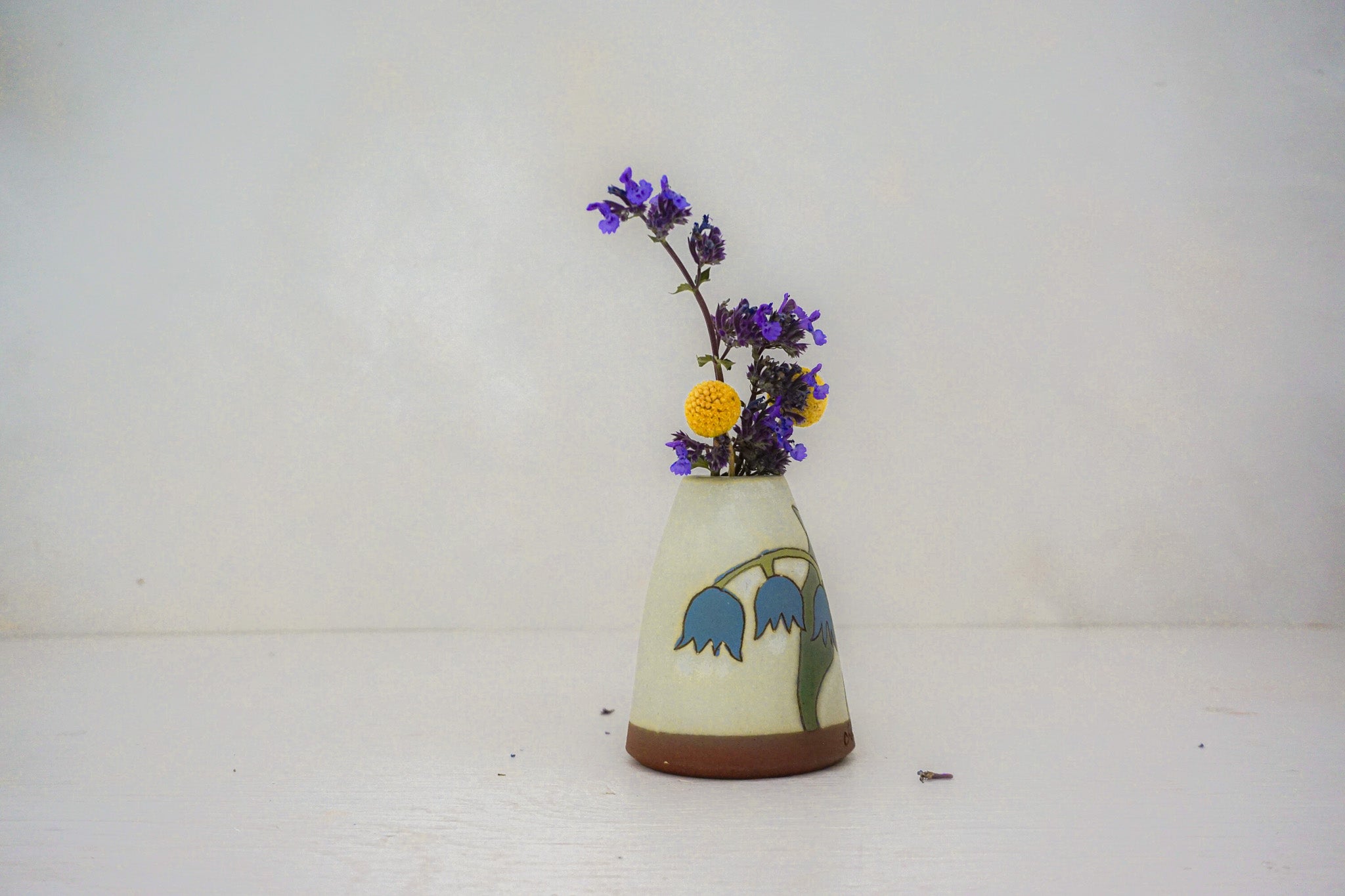 Bluebells Vase in BONE