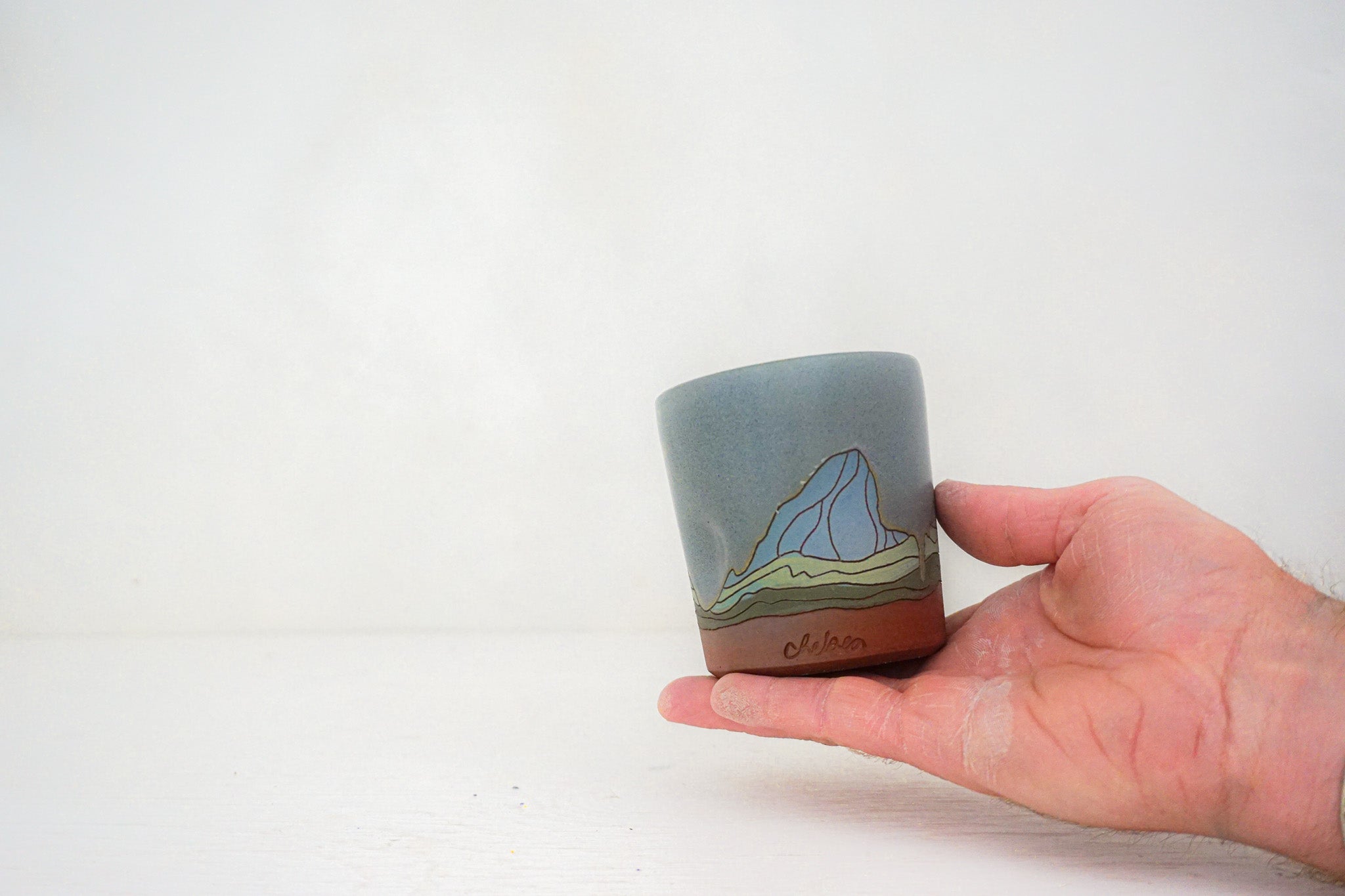 E Teton blues cup in STONE