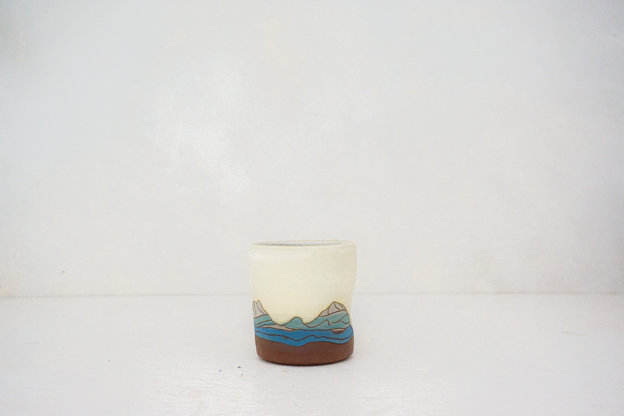 E Teton cup in BONE