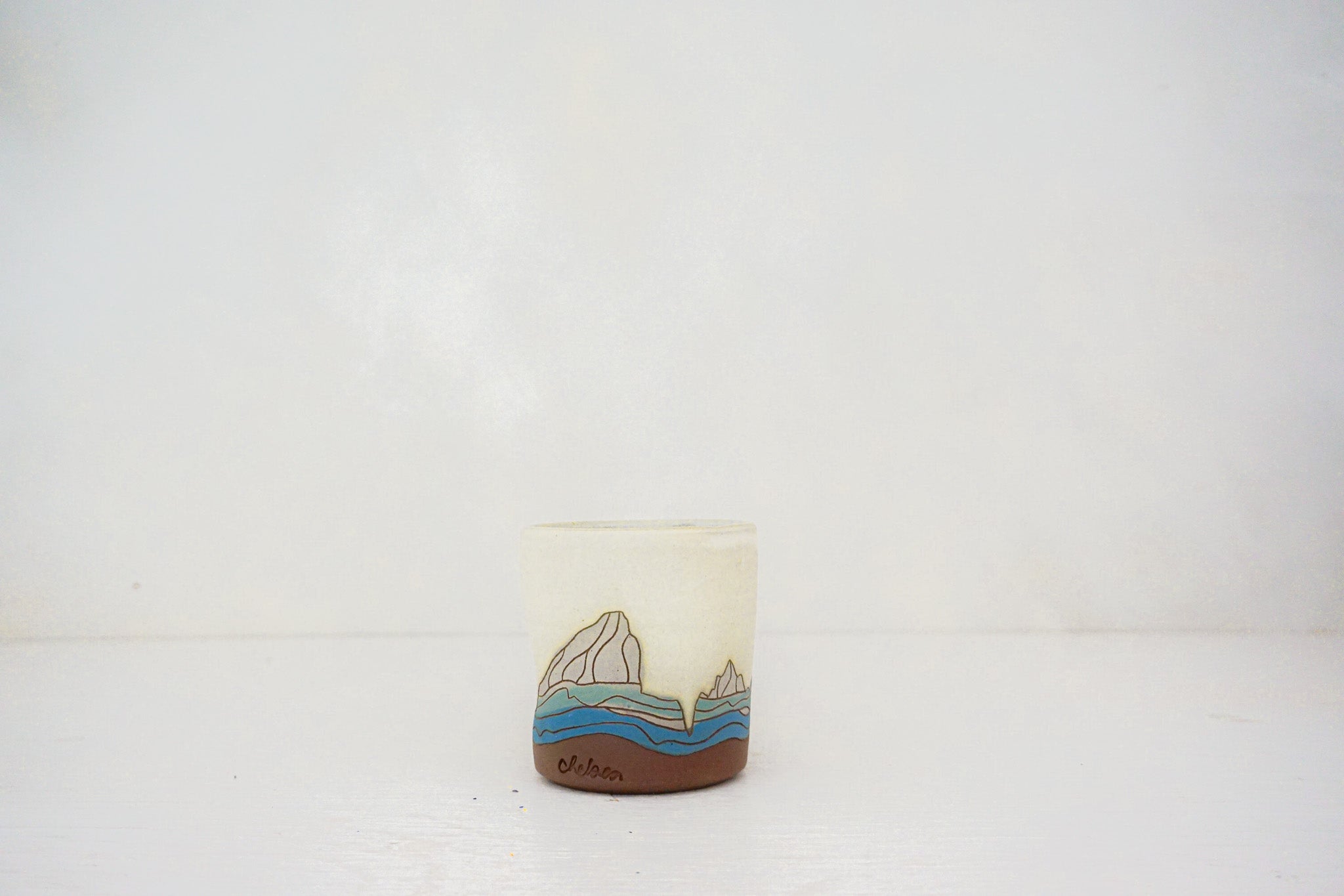 E Teton cup in BONE