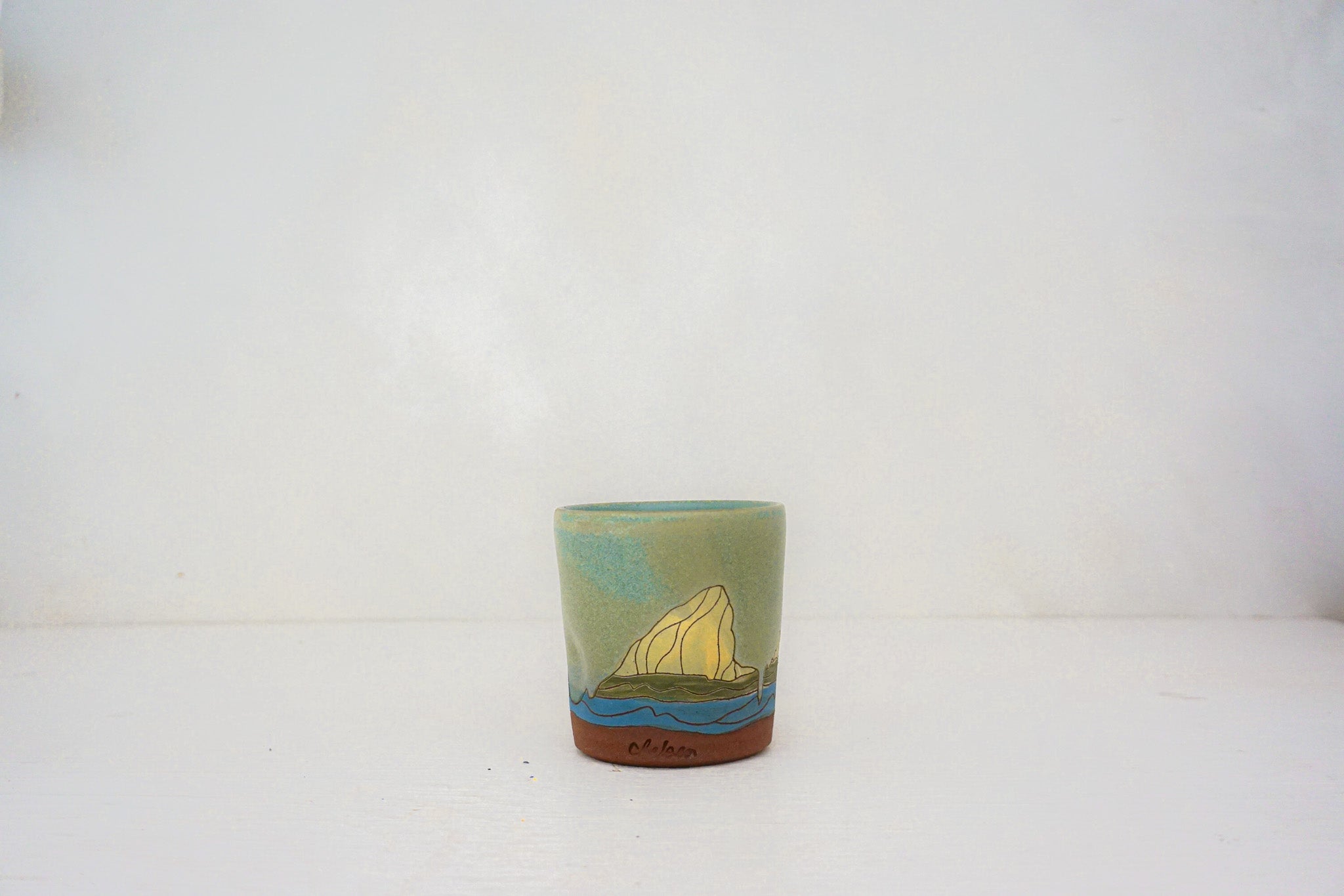 E Teton cup in LAKE