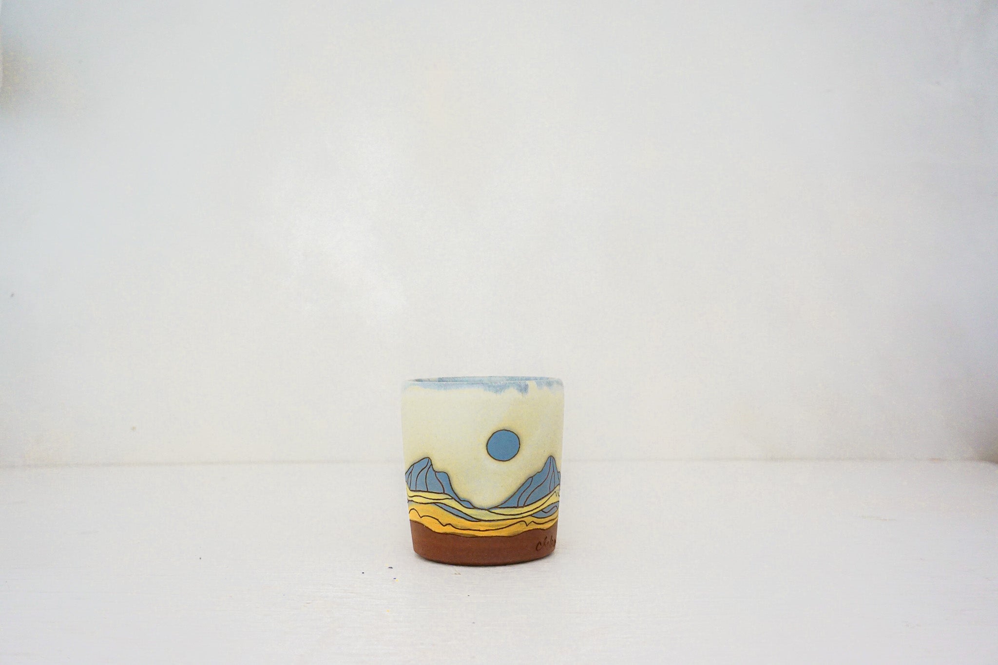 Mtn blue moon cup in BONE