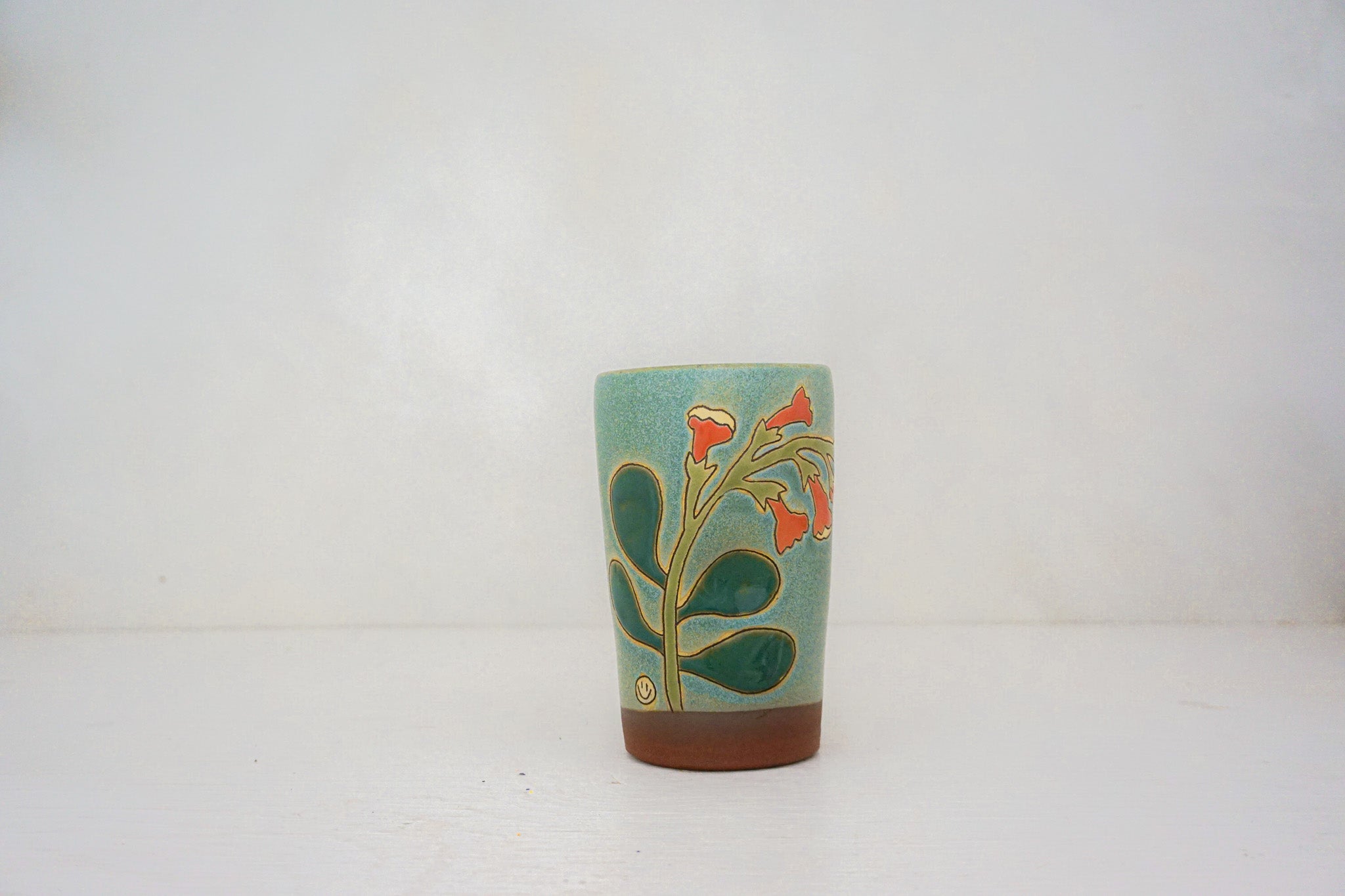 Red Trumpet Flower cup in LAKE