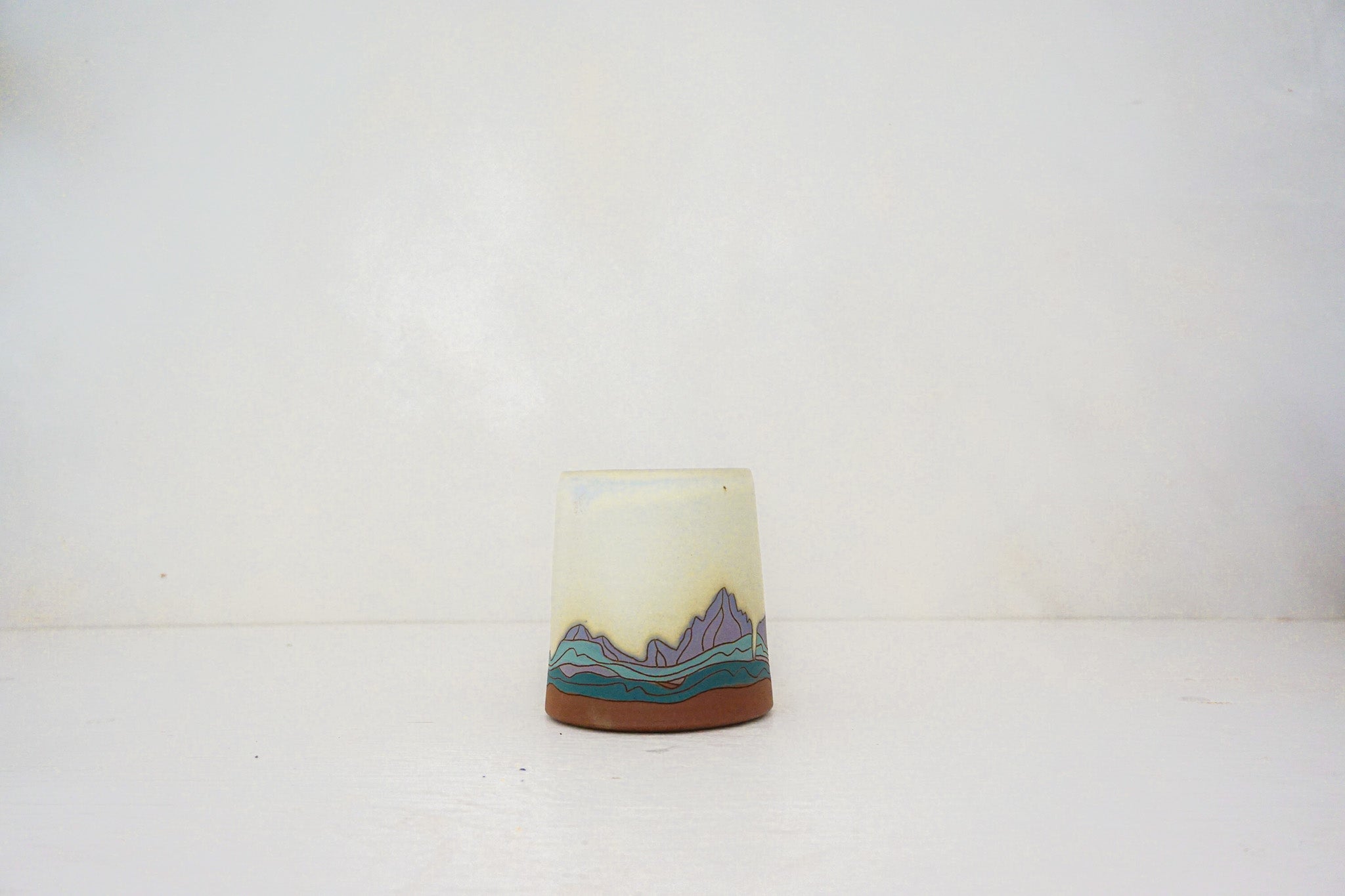 W Teton purple mtn mug in BONE