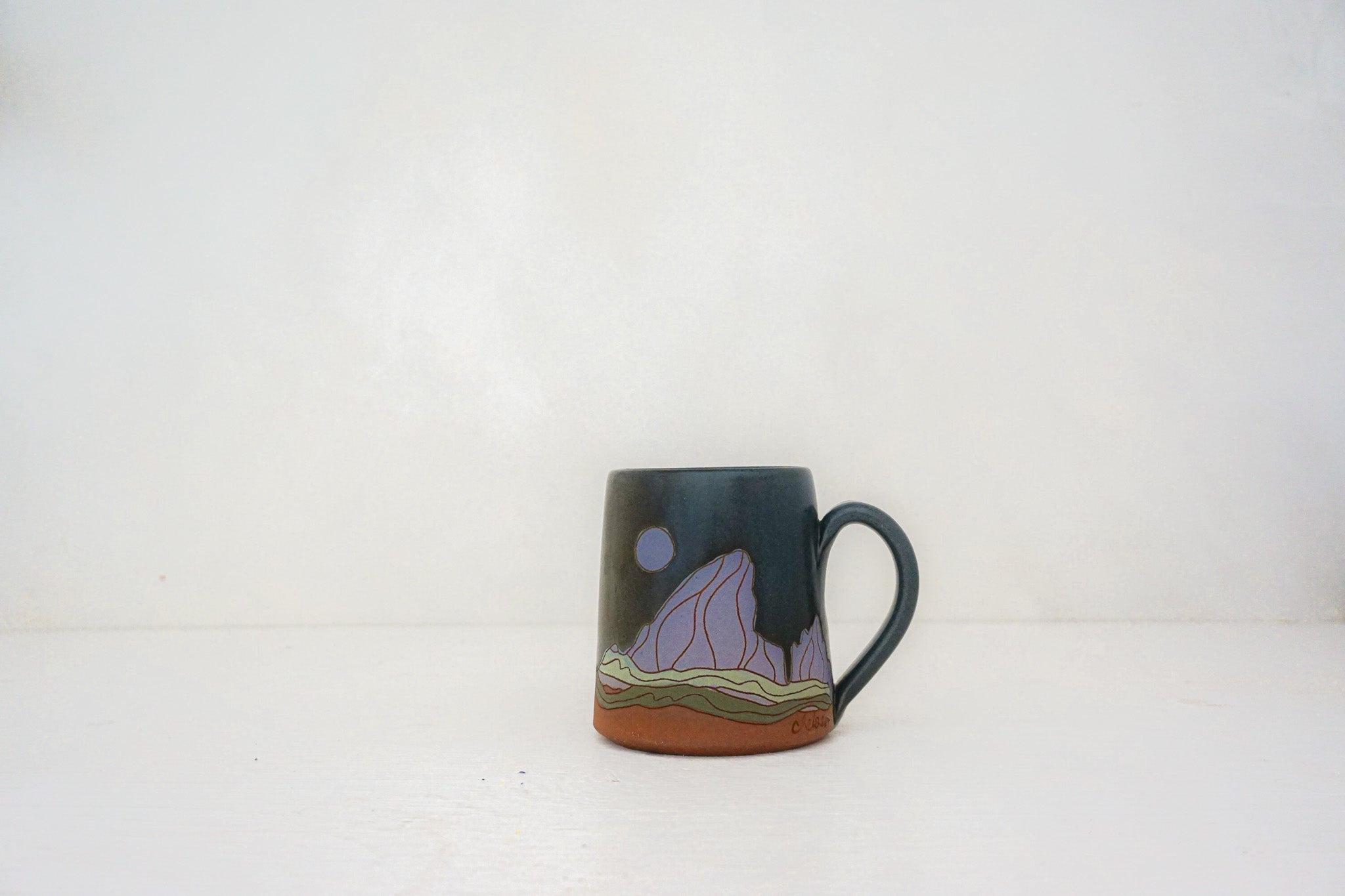E Teton moon mug in DARBY