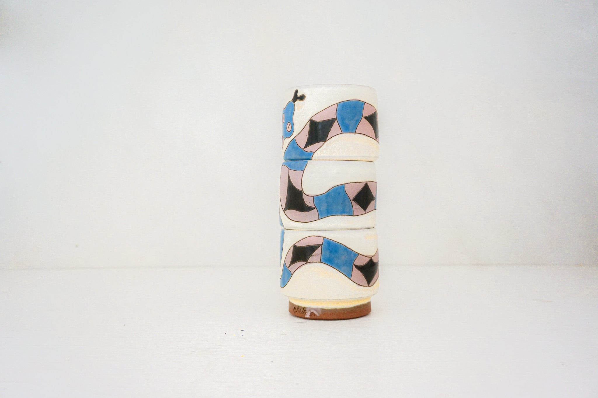 Snake Stackers cups in BONE